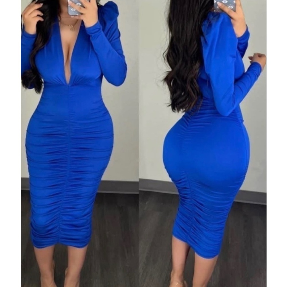 Blue Sized Large Stretchy Dress.